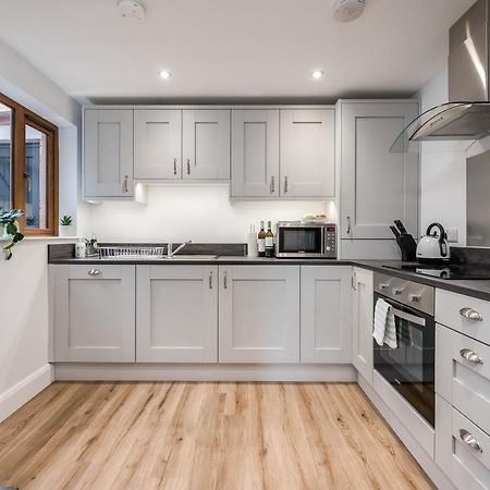 Апартаменты Windsor Drive Townhouse Белфаст Экстерьер фото