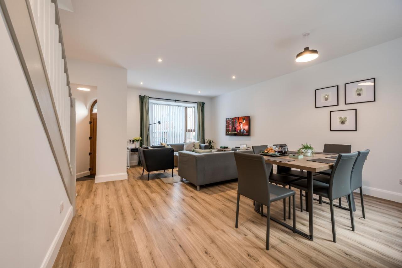 Апартаменты Windsor Drive Townhouse Белфаст Экстерьер фото